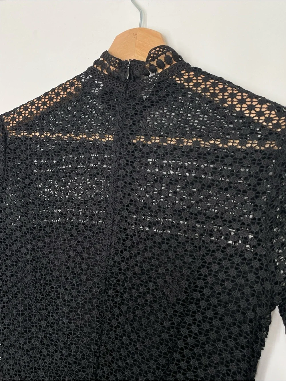PrettyLittleThing Caya Black Premium Lace Panel Tiered Mini Dress Size 6